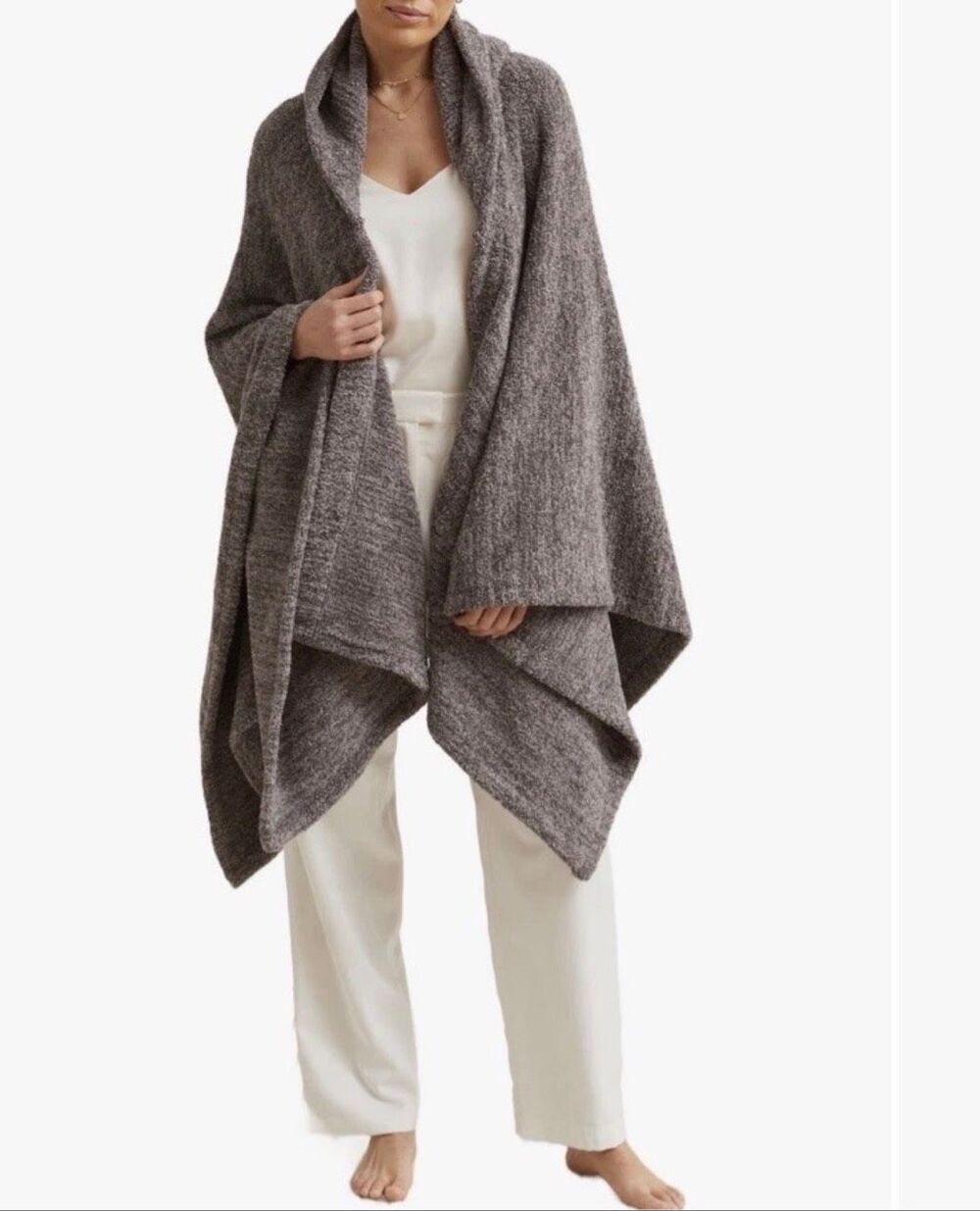 Kashwére $245 Hooded Blanket Poncho Silver Fox Pewter Unisex One Size OS NWT - Picture 4 of 7